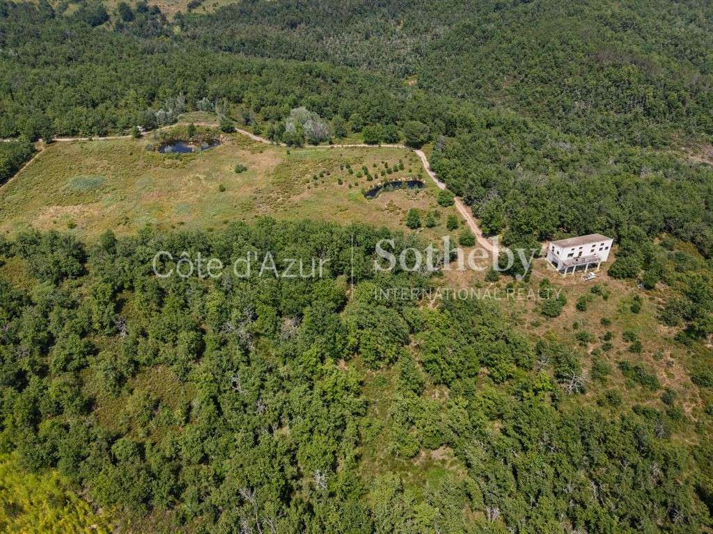 Terrain Fayence