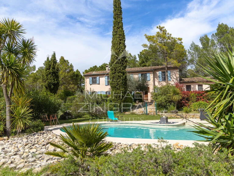 Villa Fayence - 5 bedrooms - 196m²