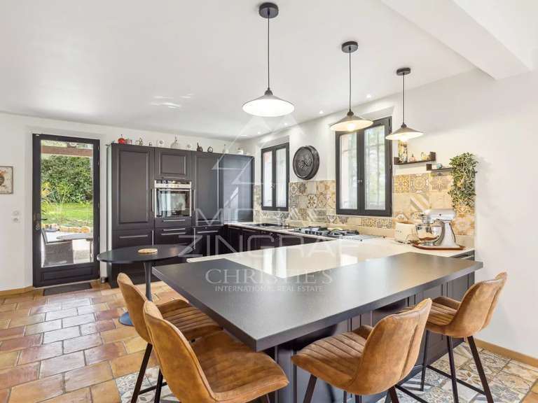 Villa Fayence - 5 chambres - 196m²