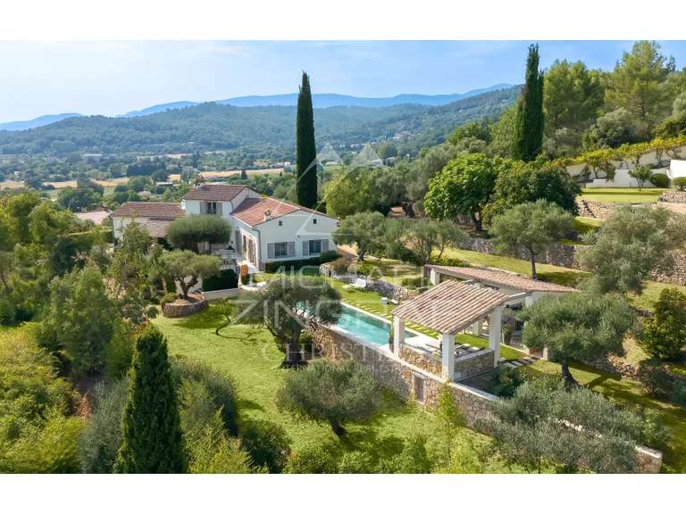 Villa Fayence - 5 chambres - 290m²
