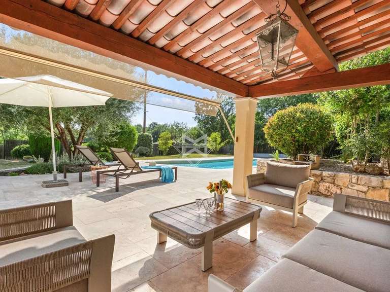 Villa Fayence - 4 bedrooms - 220m²