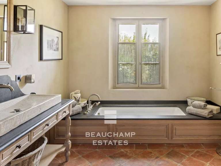 Villa Fayence - 5 chambres - 715m²