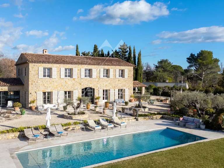 Villa Fayence - 5 chambres - 397m²