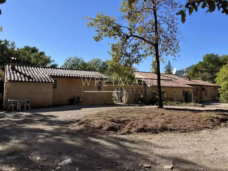 Villa Fayence - 3 chambres - 188m²