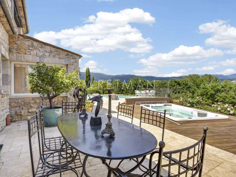 Villa Fayence - 4 bedrooms - 200m²
