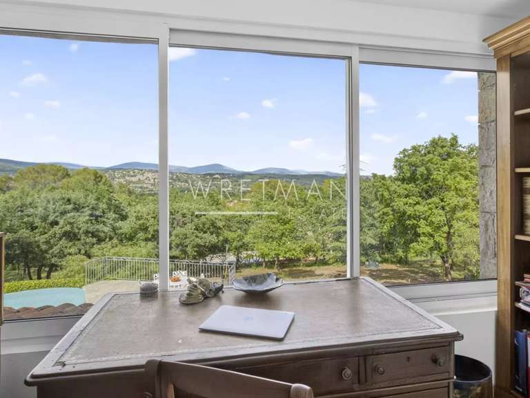 Villa Fayence - 4 bedrooms - 200m²