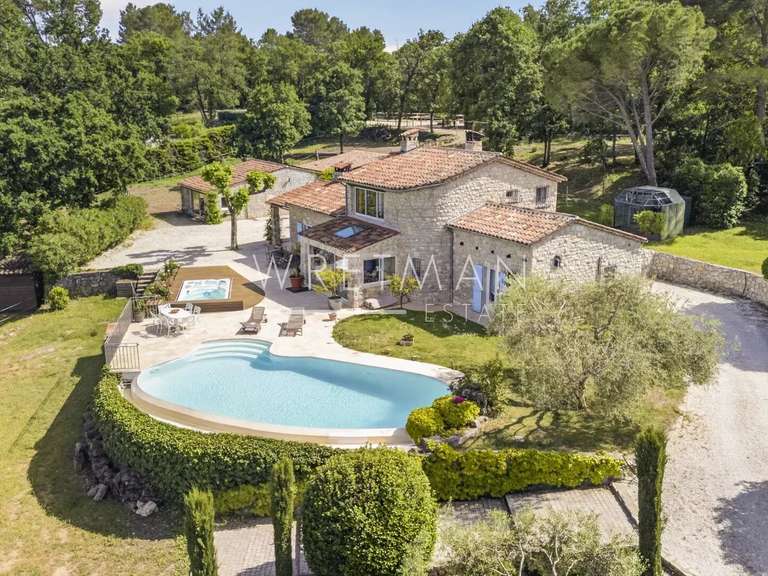 Villa Fayence - 4 bedrooms - 200m²
