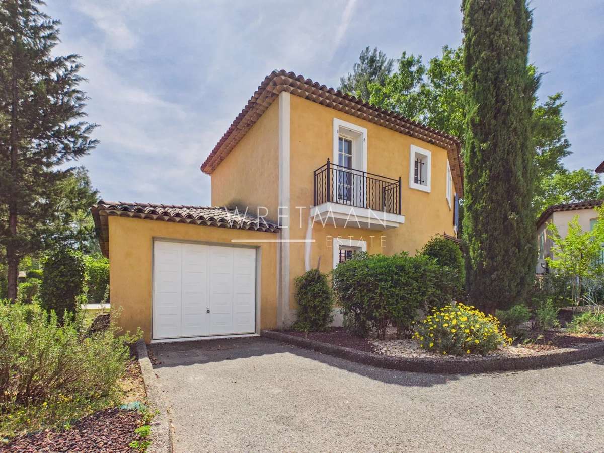 Villa Fayence