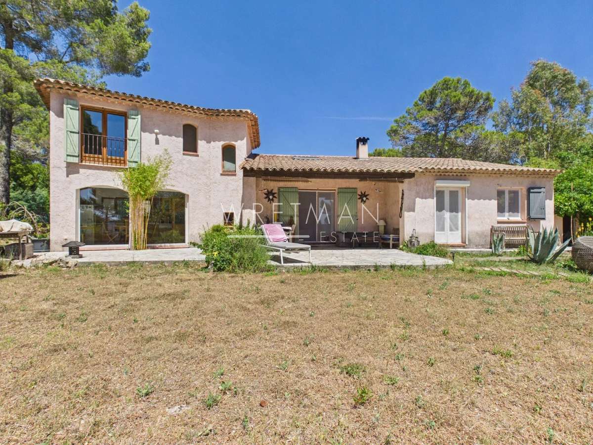 Villa Fayence