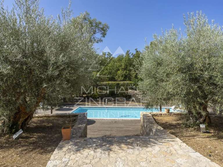 Villa Fayence - 4 bedrooms - 266m²