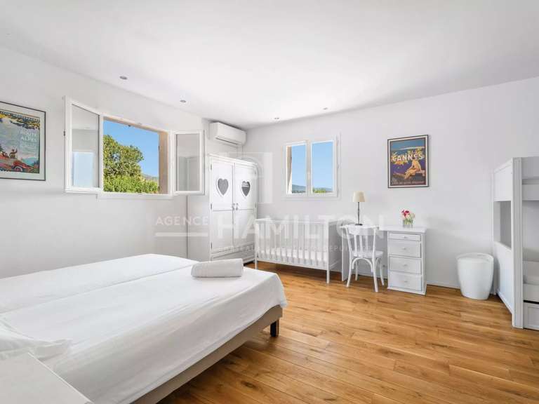 Villa Fayence - 5 chambres - 223m²