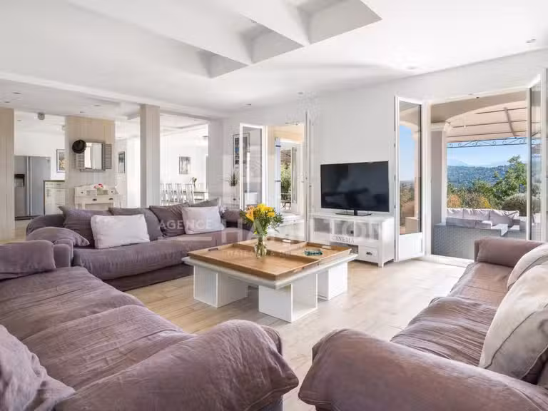 Villa Fayence - 5 bedrooms - 223m²