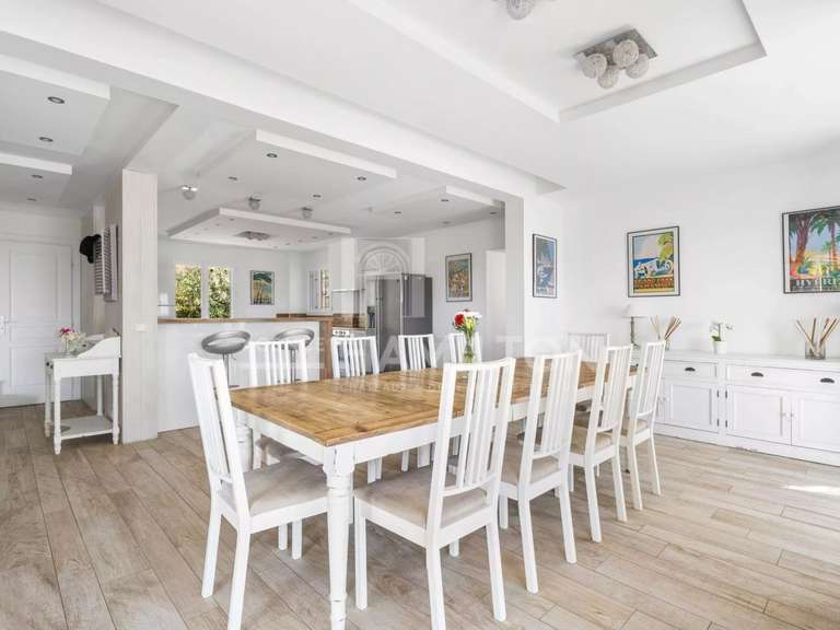 Villa Fayence - 5 bedrooms - 223m²