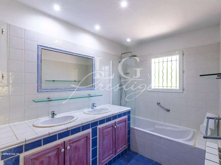 Villa Fayence - 5 chambres - 200m²