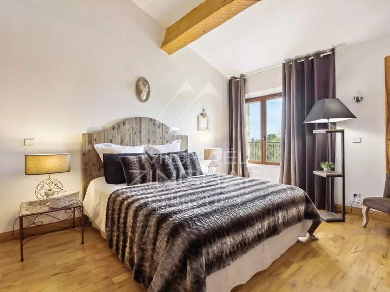 Villa Fayence - 5 chambres - 196m²