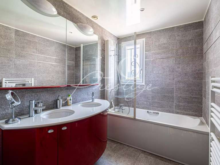 Villa Fayence - 4 chambres - 315m²