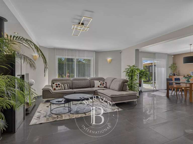 Maison Feigères - 5 chambres - 173m²
