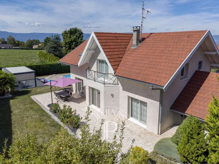 Maison Feigères - 5 chambres - 173m²