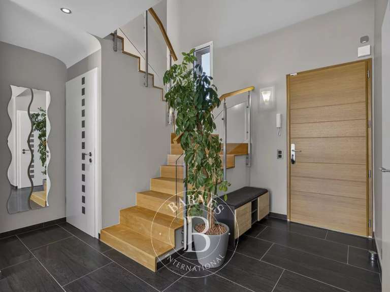 Maison Feigères - 5 chambres - 173m²