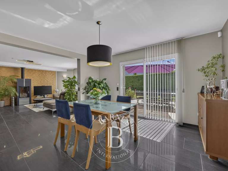 Maison Feigères - 5 chambres - 173m²