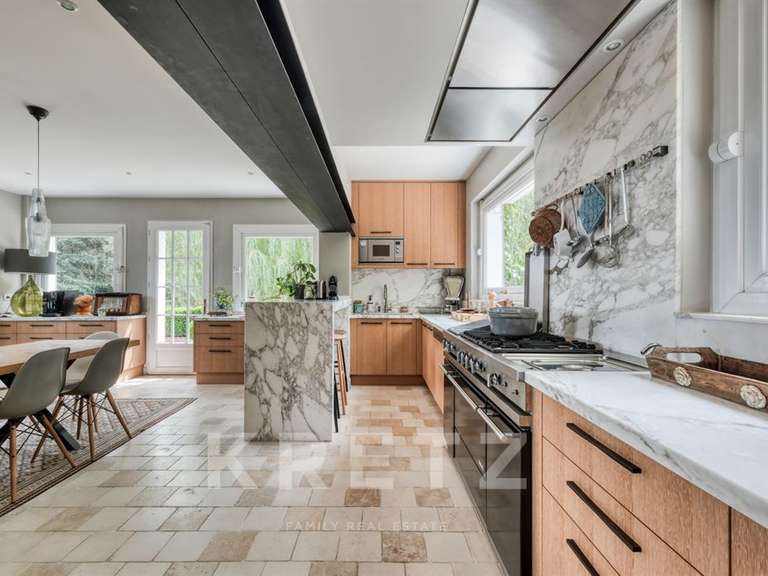 Maison Férolles-Attilly - 5 chambres - 333m²