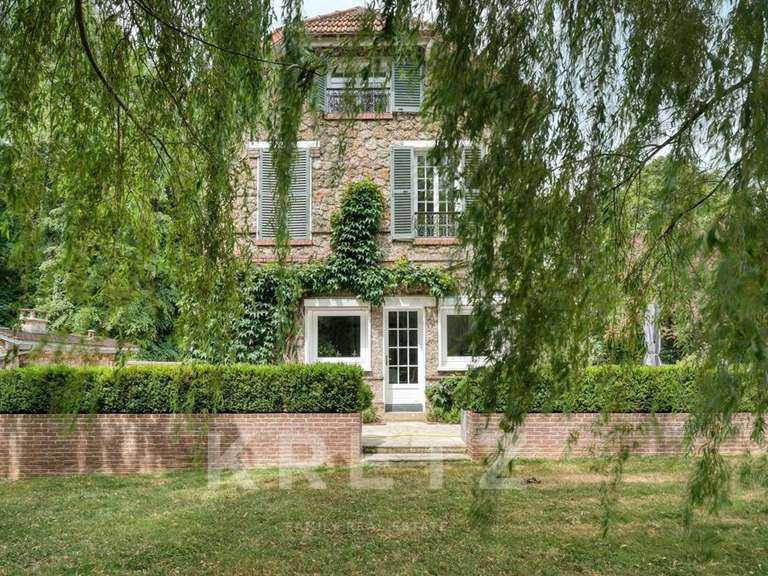 Maison Férolles-Attilly - 5 chambres - 333m²