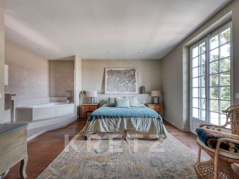 Maison Férolles-Attilly - 5 chambres - 333m²