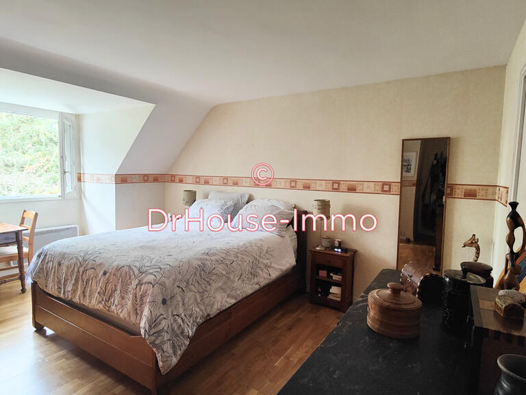 Villa Feucherolles - 4 bedrooms - 241m²