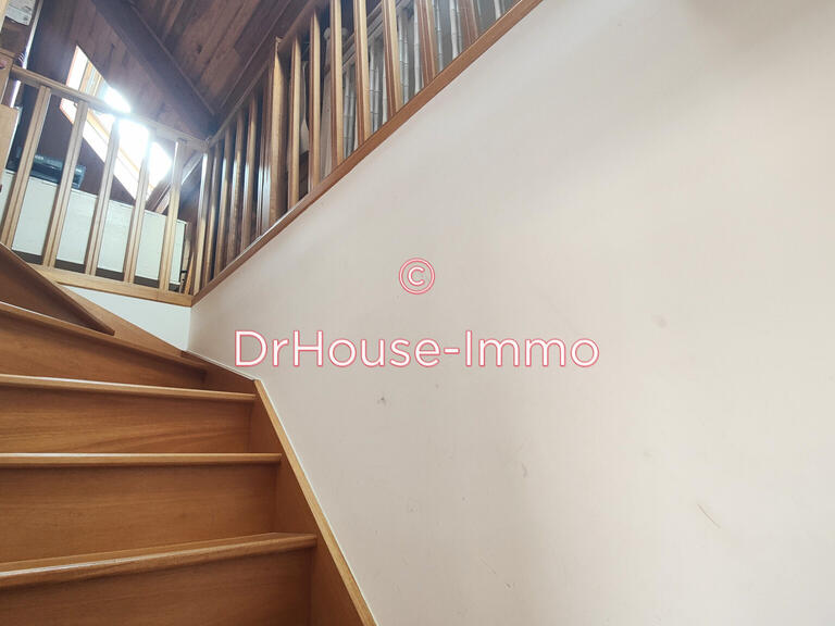 Villa Feucherolles - 4 bedrooms - 241m²