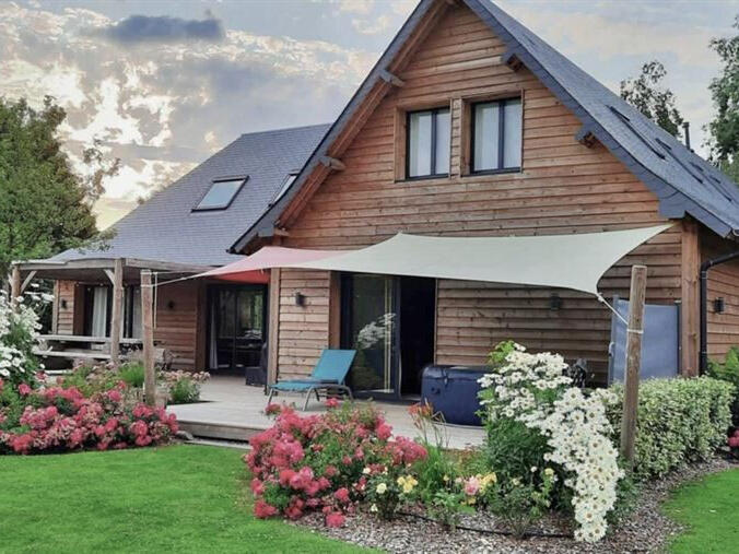 House Fierville-les-Parcs - 4 bedrooms - 180m²
