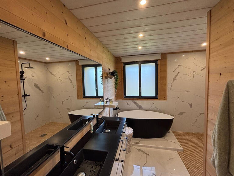 House Fierville-les-Parcs - 4 bedrooms - 180m²