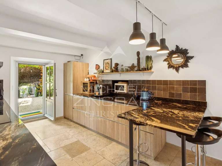 Propriété Figanières - 6 chambres - 325m²