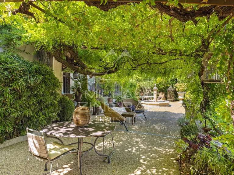 Propriété Figanières - 6 chambres - 325m²