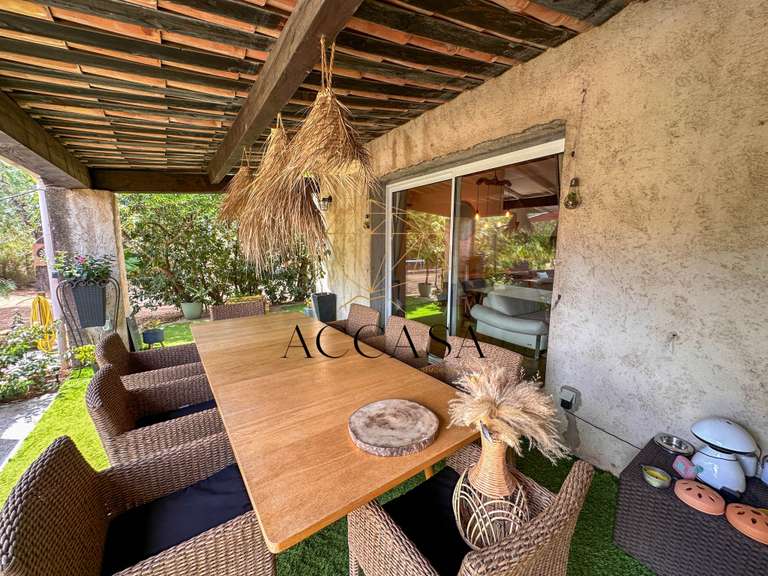 House Figari - 5 bedrooms - 128m²