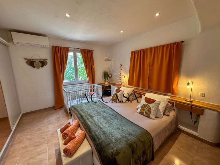 House Figari - 5 bedrooms - 128m²