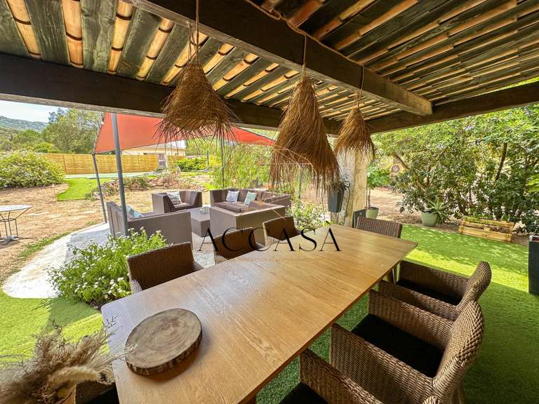 House Figari - 5 bedrooms - 128m²