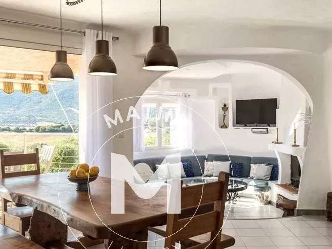 Maison Figari - 120m²