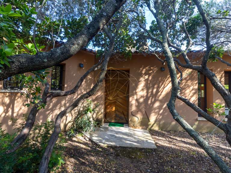 Villa Figari - 4 bedrooms - 184m²