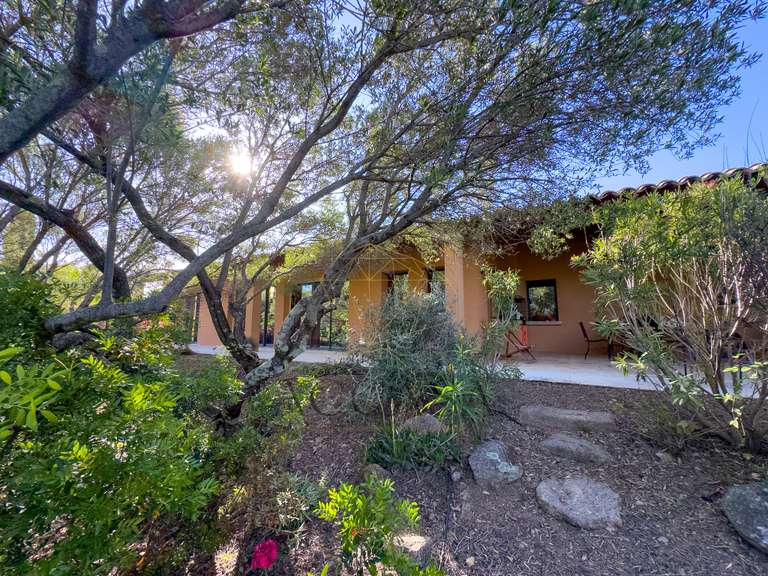 Villa Figari - 4 bedrooms - 184m²