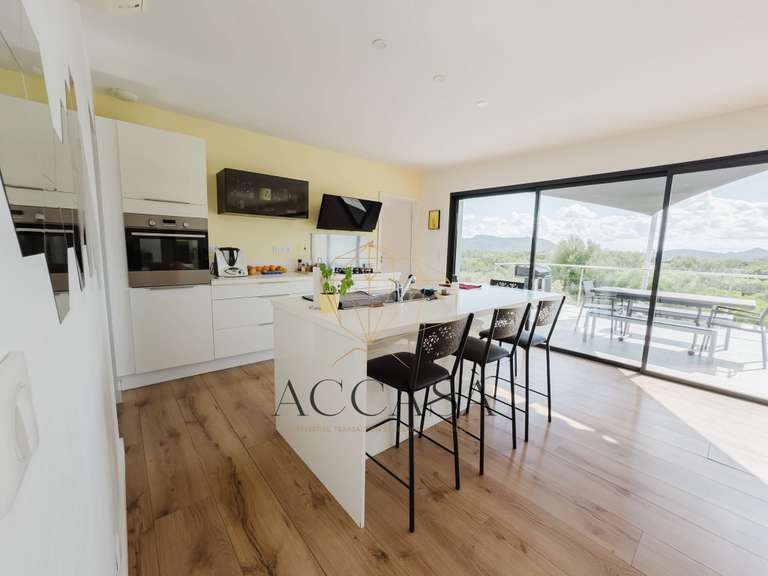 Villa Figari - 3 bedrooms - 204m²