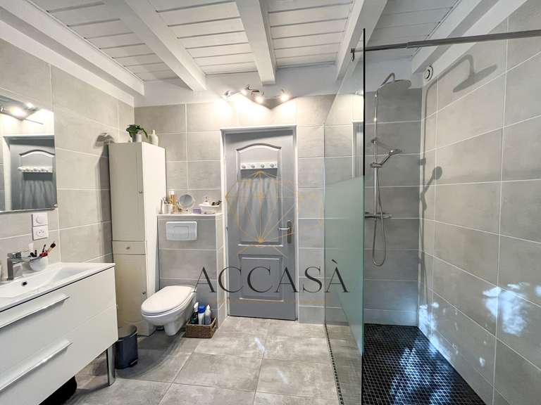 Villa Figari - 5 bedrooms - 167m²