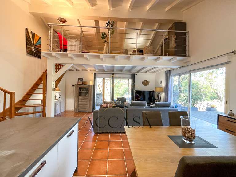 Villa Figari - 5 bedrooms - 167m²