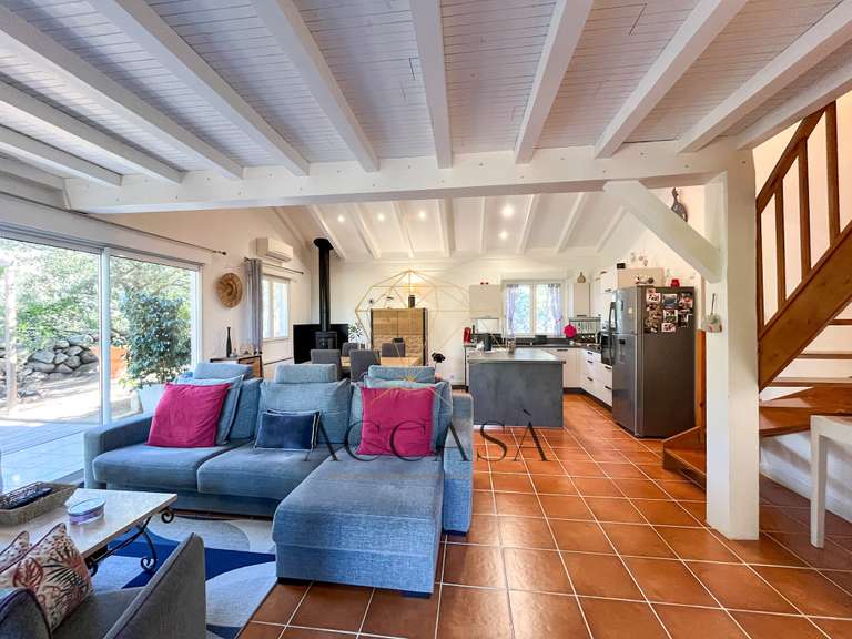 Villa Figari - 5 bedrooms - 167m²