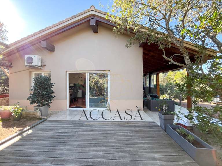 Villa Figari - 5 bedrooms - 167m²