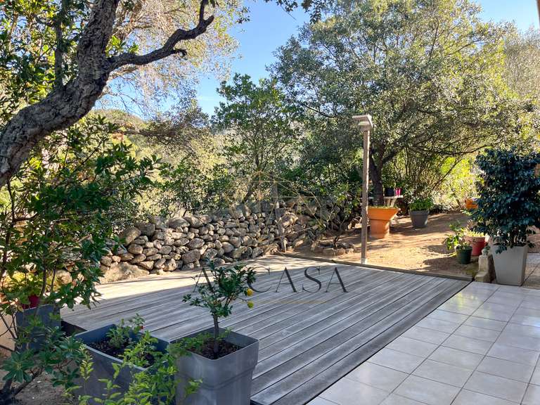 Villa Figari - 5 bedrooms - 167m²