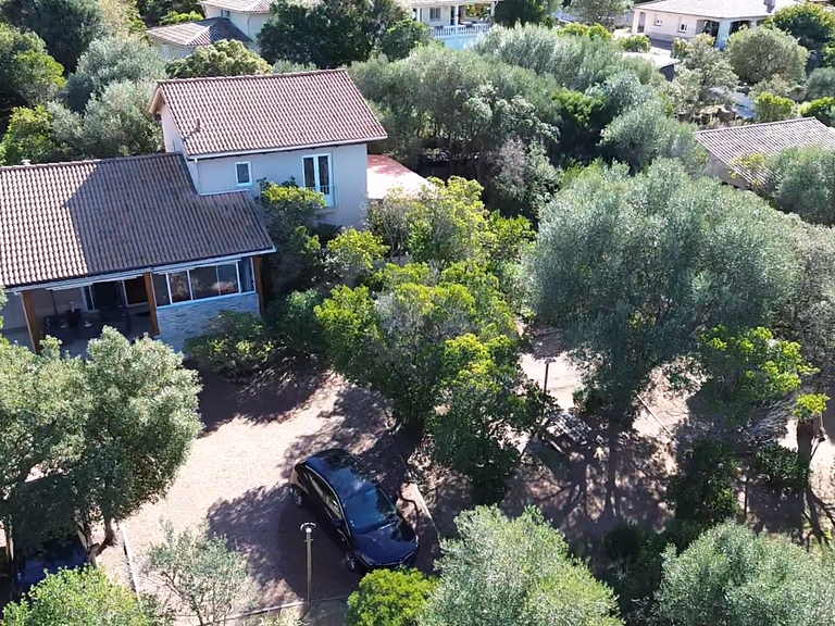 Villa Figari - 5 bedrooms - 167m²