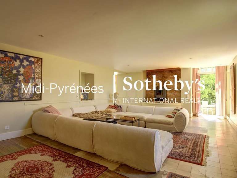 Château Figeac - 19 chambres - 1200m²