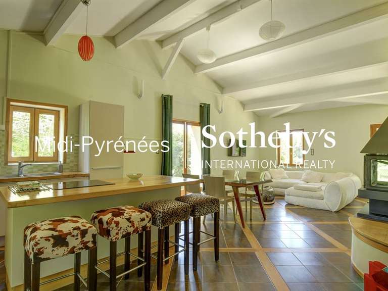 Château Figeac - 19 chambres - 1200m²