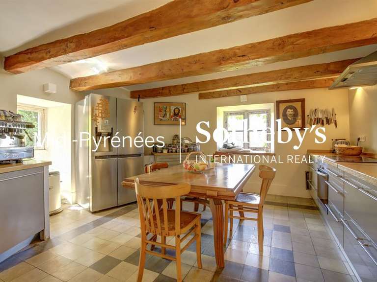 Château Figeac - 19 chambres - 1200m²