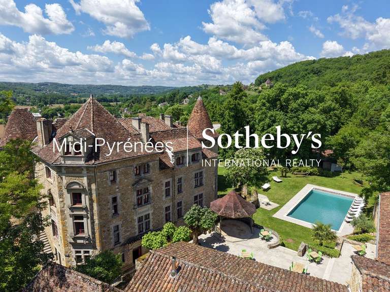 Château Figeac - 19 chambres - 1200m²